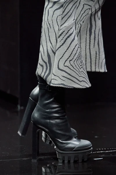 Look 93
